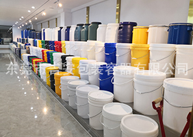 美女自慰中文网站吉安容器一楼涂料桶、机油桶展区